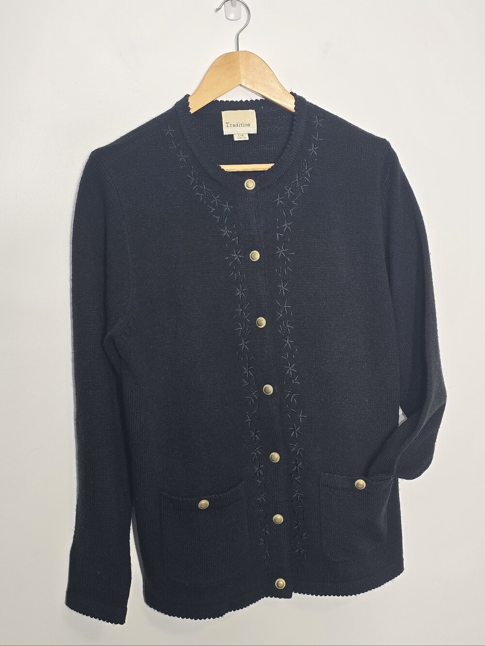 Tradition Vintage Black Knitted Embroidered Details Buttons Cardigan Sweater